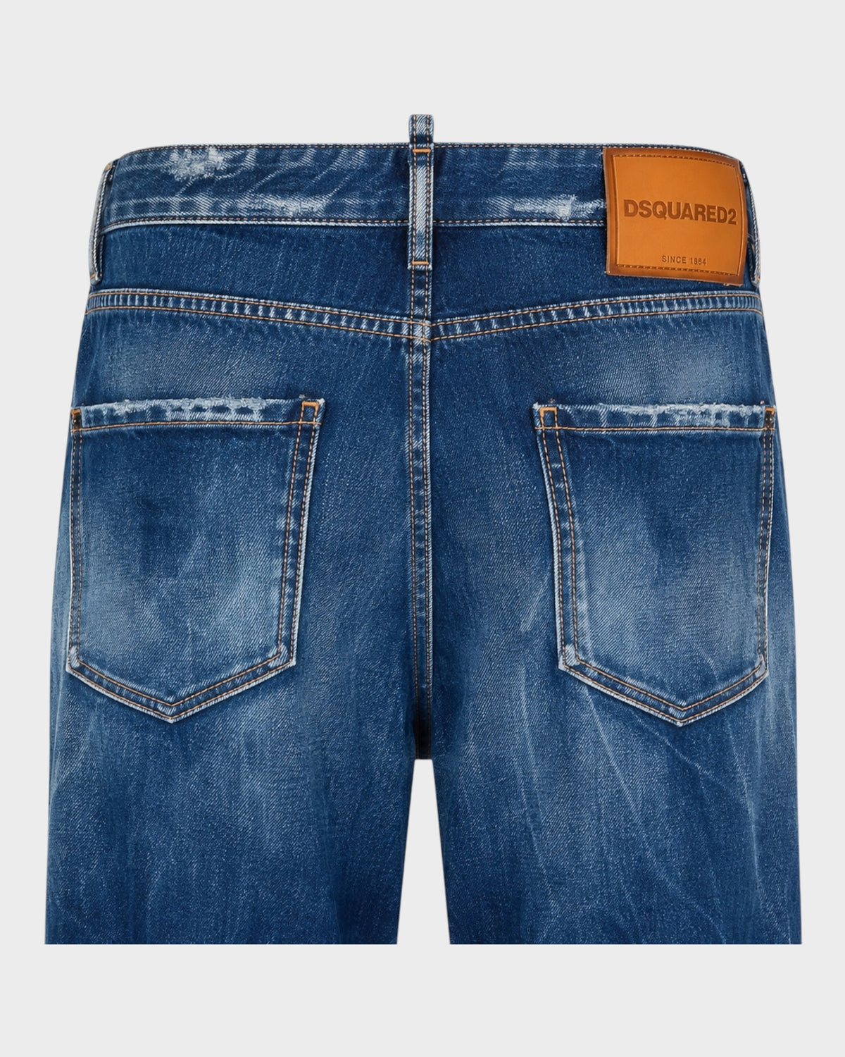 Jeans mit Waschung und Riss-Details – Blau