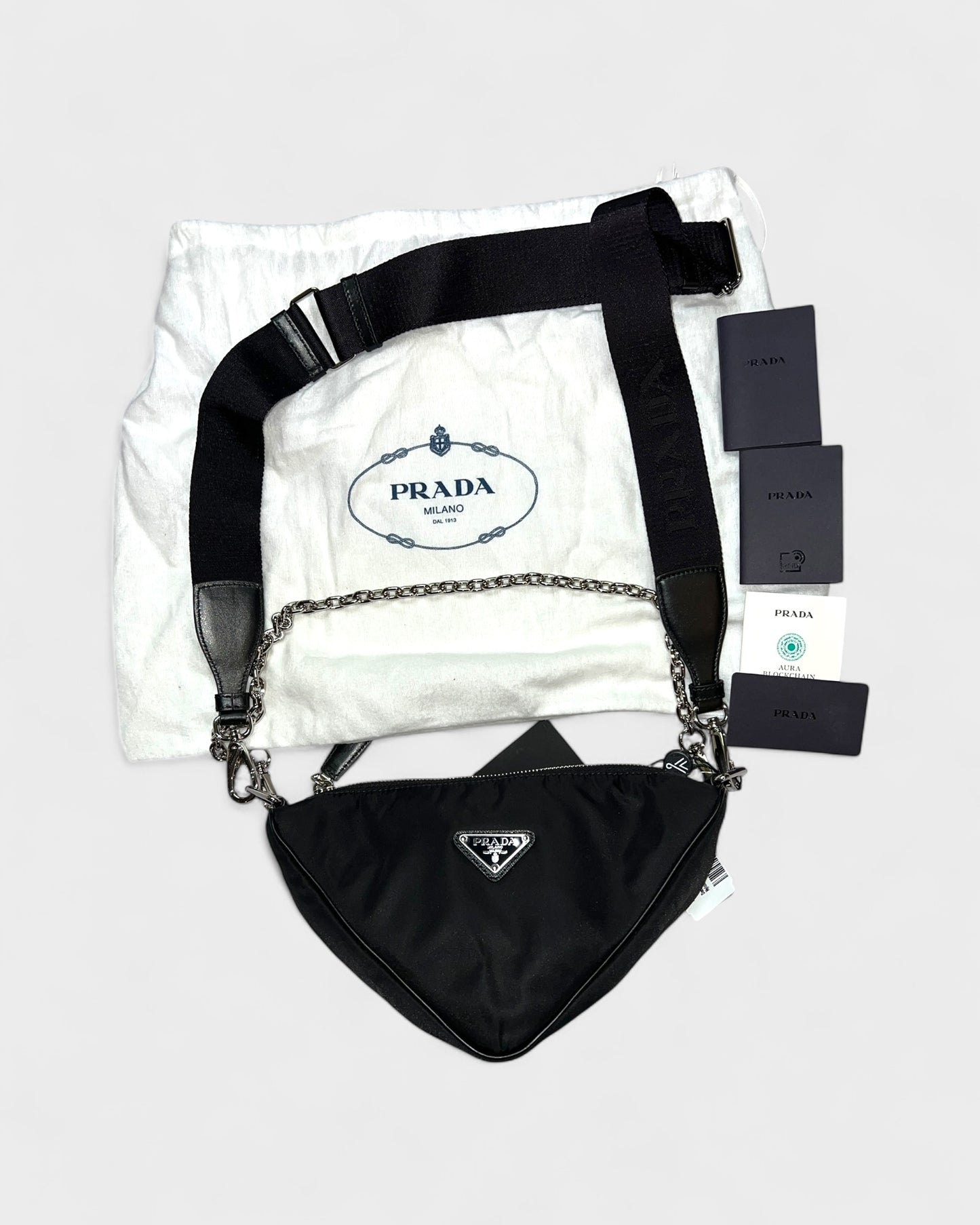 Triangle Bag aus Nylon – Schwarz