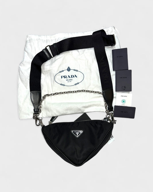 Triangle Bag aus Nylon – Schwarz