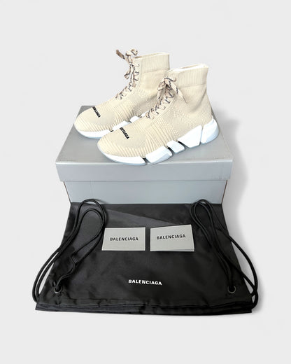 Speed 2.0 Lace-Up Sneaker – Beige/Weiß