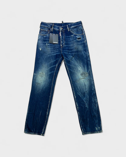 Jeans mit Waschung und Riss-Details – Blau