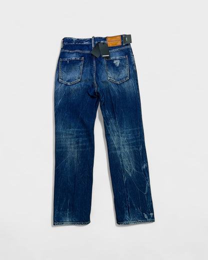 Jeans mit Waschung und Riss-Details – Blau