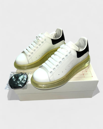 Oversized Sneaker – Weiß/Schwarz mit transparenter Sohle