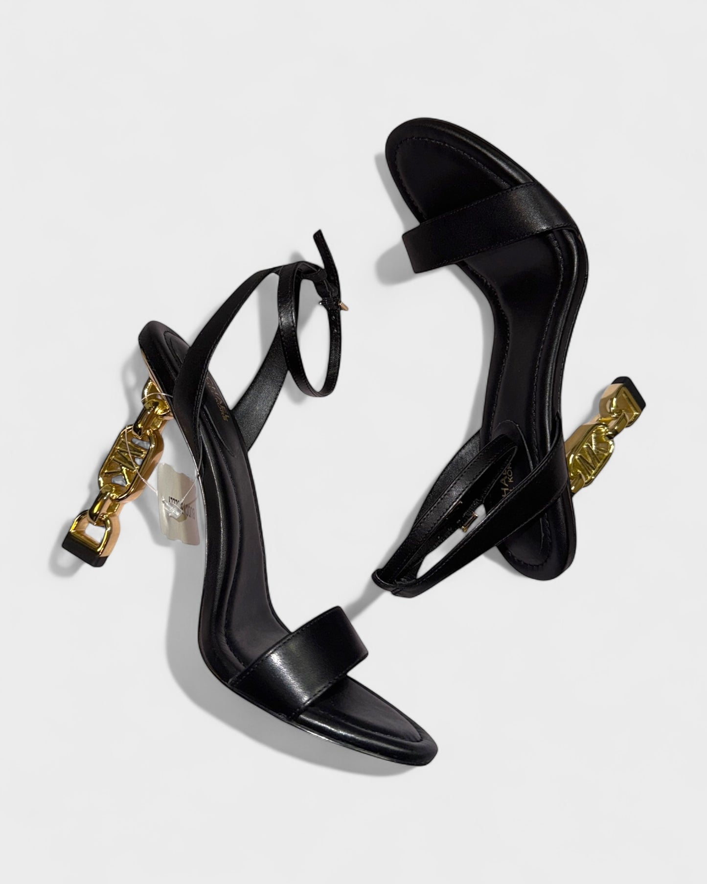 MK-Logo Heels – Schwarz/Gold