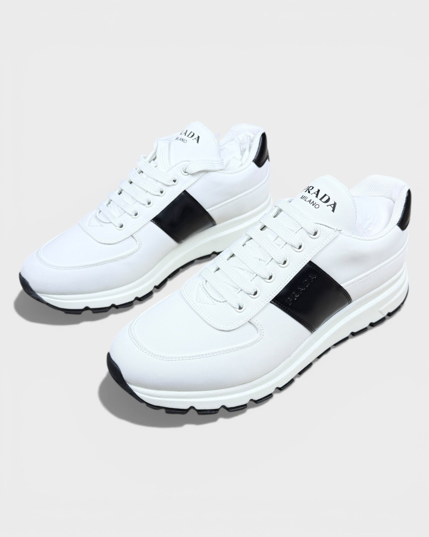 Sneaker „Prax 2.0“ – Weiß mit schwarzem Detail