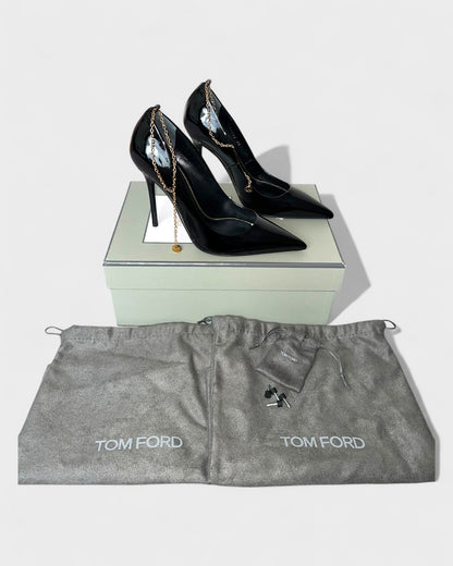 Chain Pumps – Schwarz Lackleder