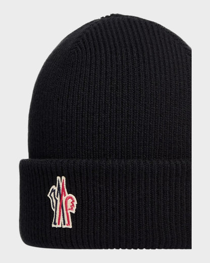 Strickmütze mit Logo-Patch