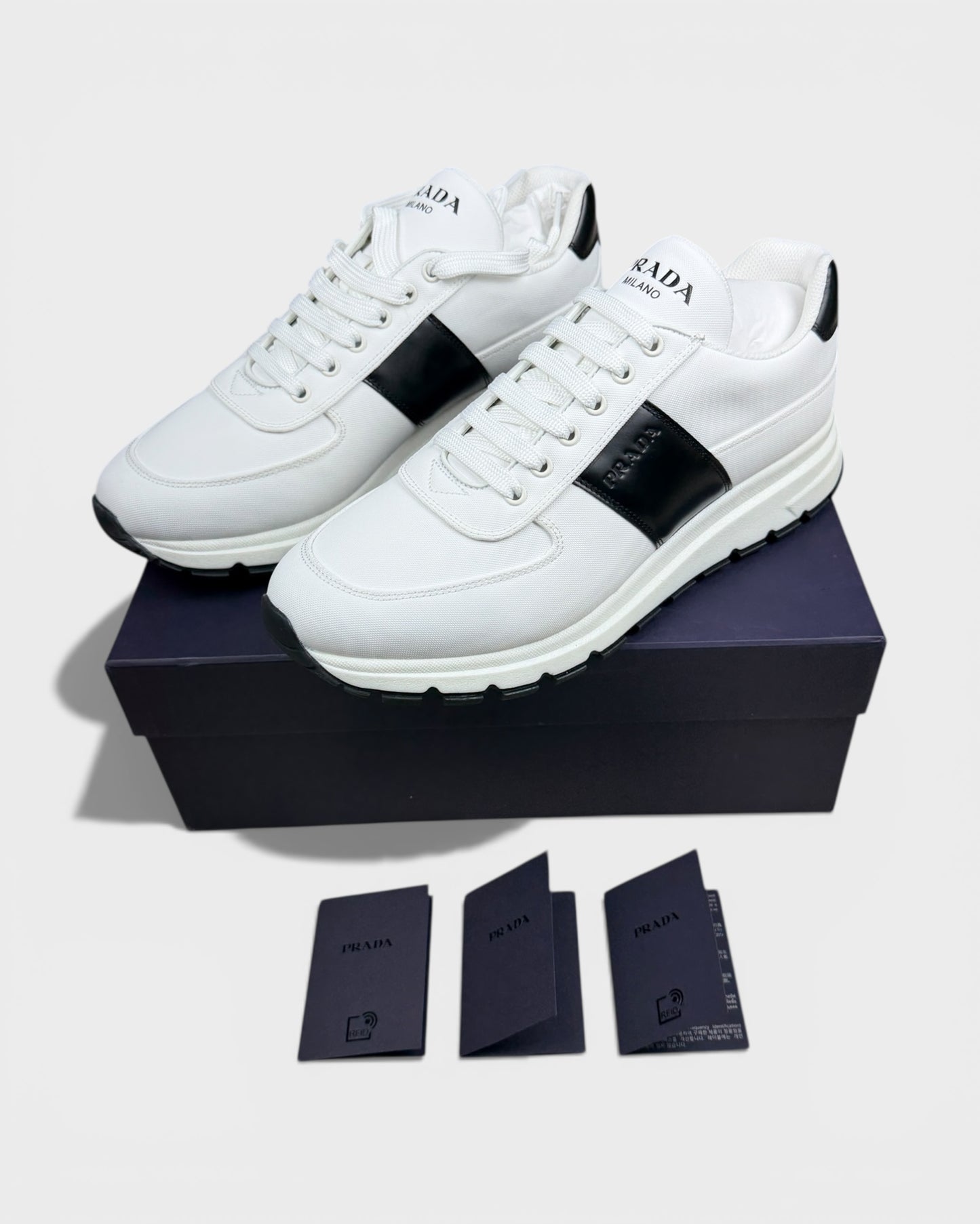Sneaker „Prax 2.0“ – Weiß mit schwarzem Detail