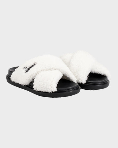 Crossed-Fur Slipper – Weiß/Schwarz