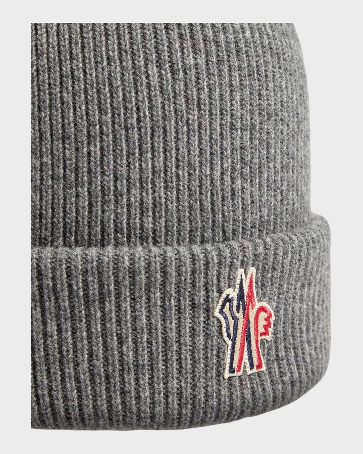 Strickmütze mit Logo-Patch
