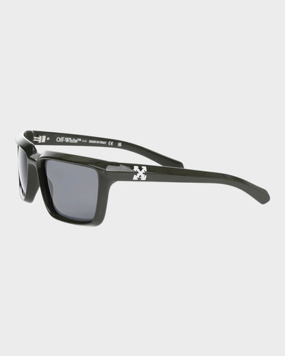 Sonnenbrille mit Arrow-Logo