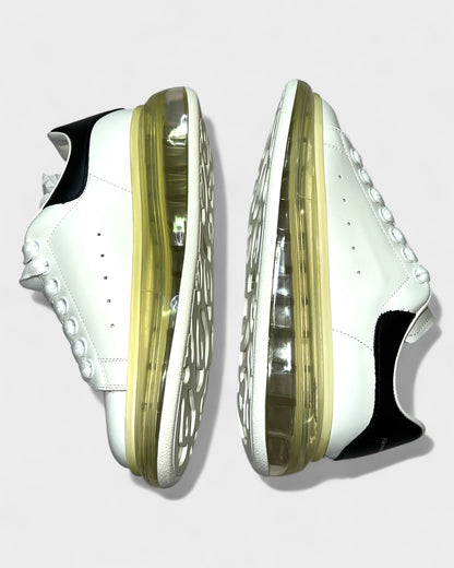 Oversized Sneaker – Weiß/Schwarz mit transparenter Sohle