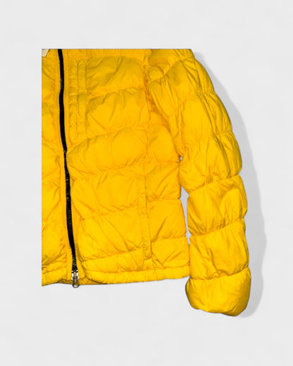 Daunenjacke mit Kapuze – Gelb